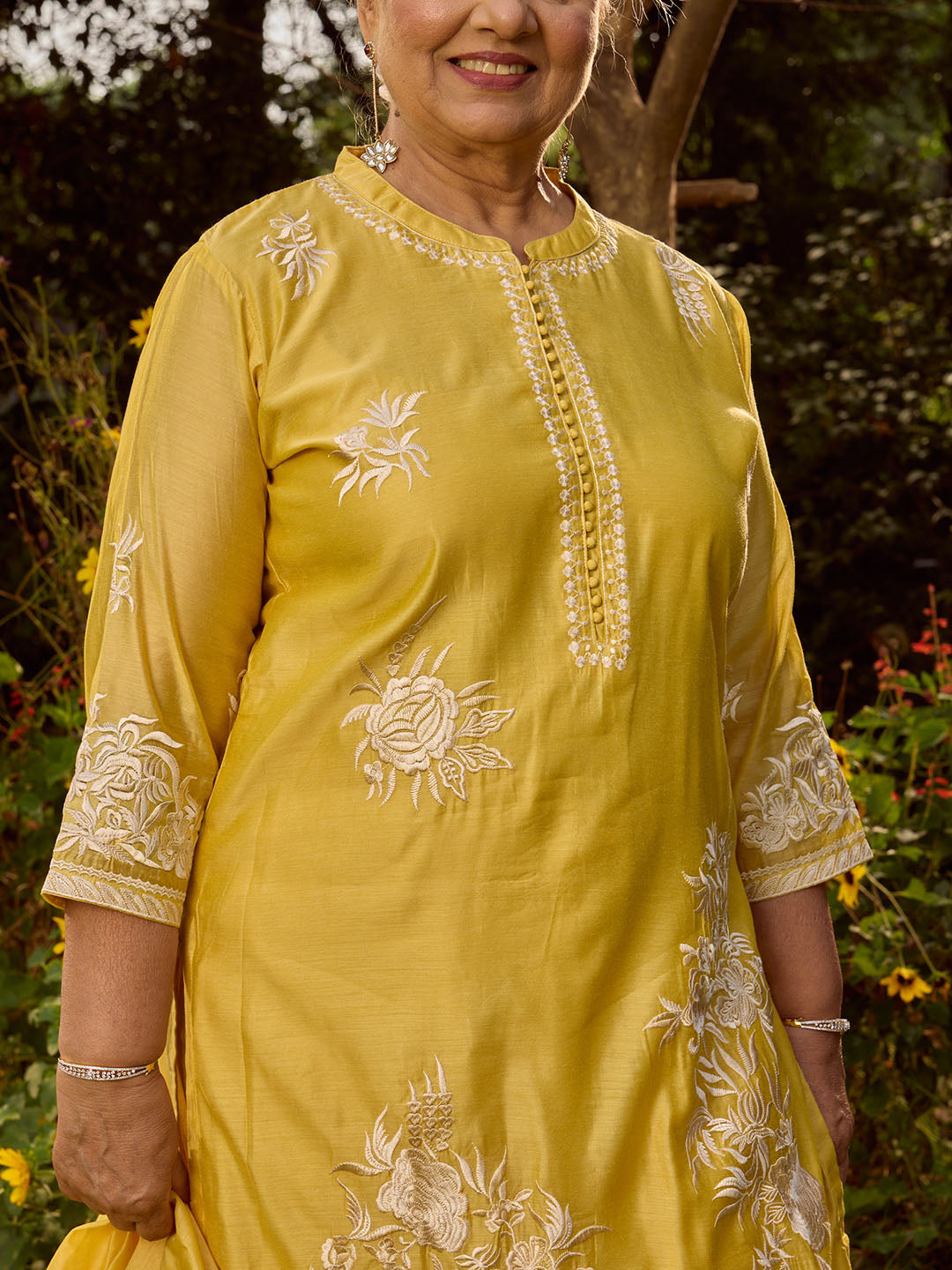 Resham Embroidered Chanderi Suit Set With Dupatta