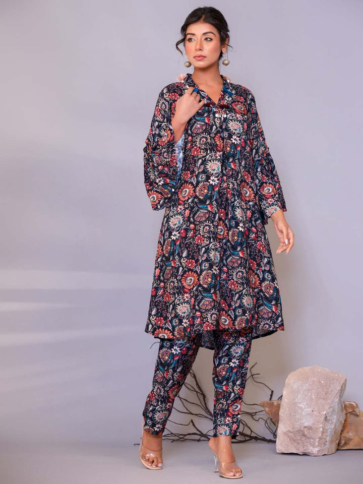 Floral Printed Muslin Kurta With Pants