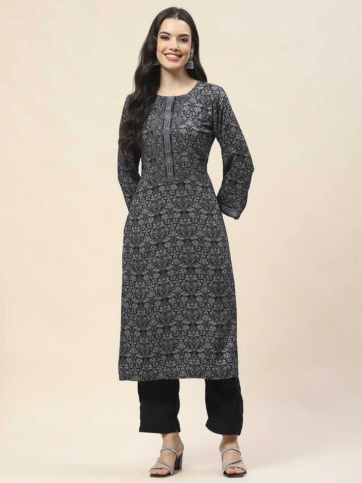 Printed Pashmina Kurta With Pants
