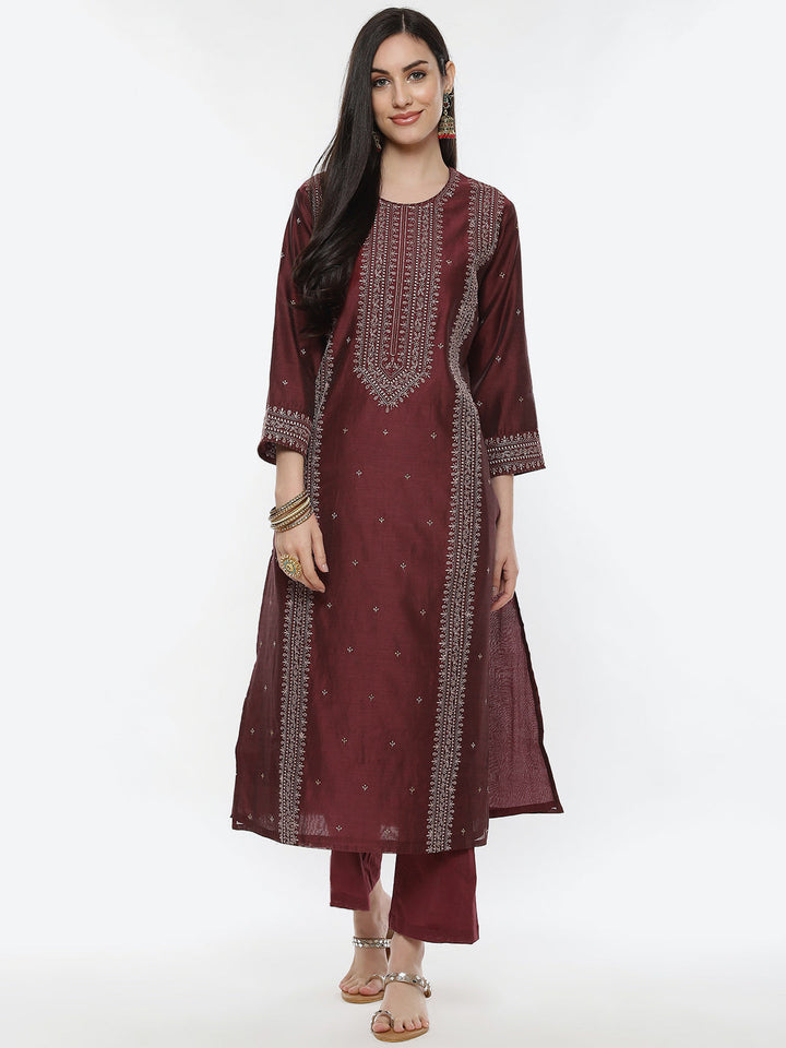 Resham Neck Jaal Chanderi Kurti With Pant