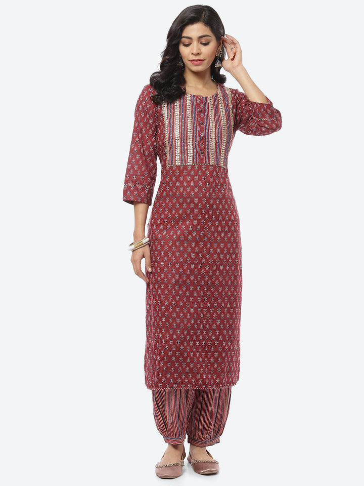 Printed Gota Work Cotton Kurti With Pant