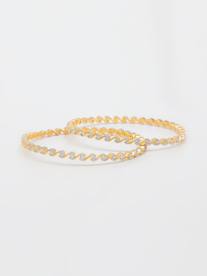 BANGLE (JEWELRY)
