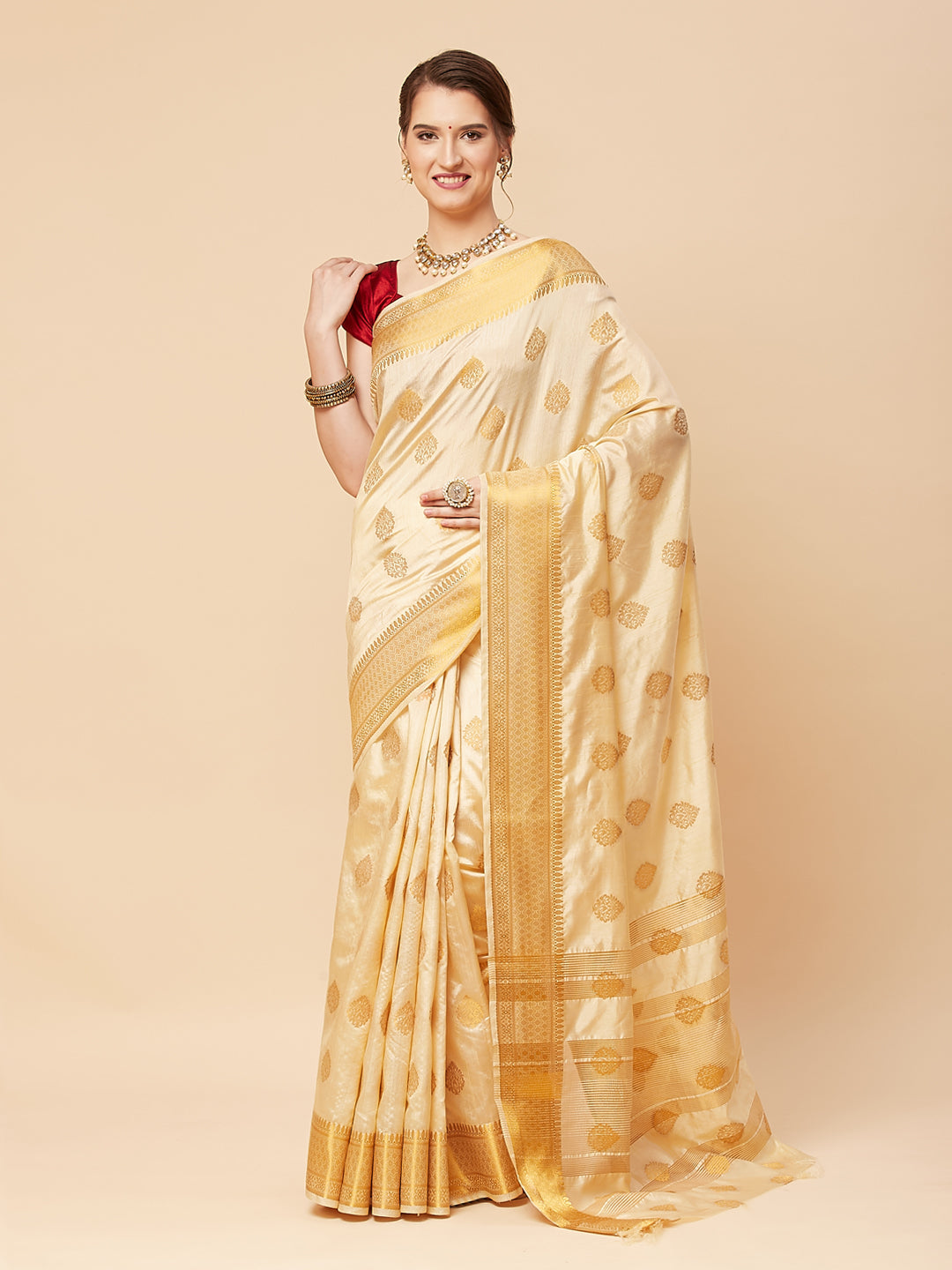Zari Border Booti Art Handloom Woven Saree