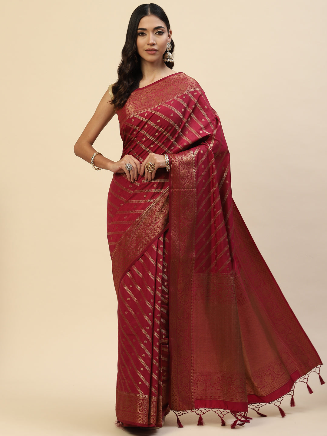 Zari Jaal Handloom Woven Saree