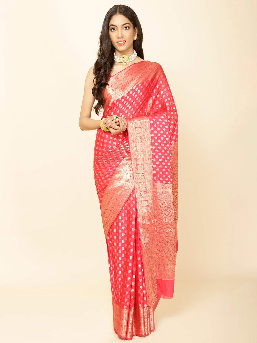 Zari Border Booti Plain Crepe Saree