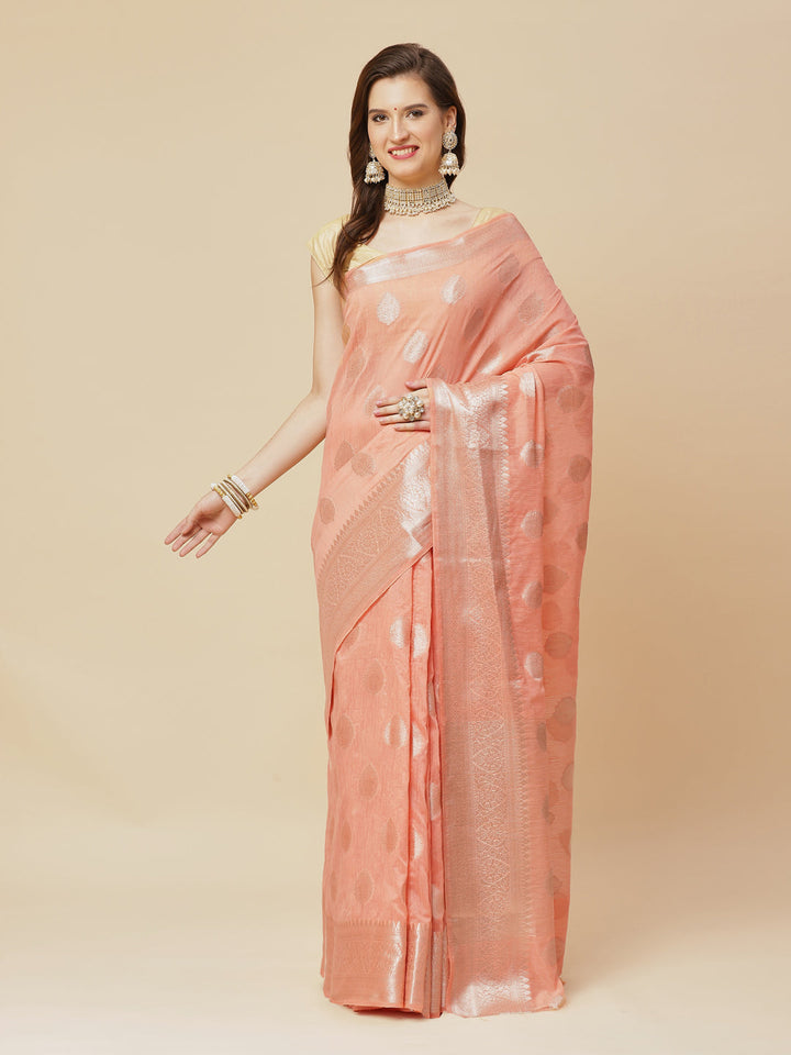 Zari Border Booti Art Handloom Woven Saree