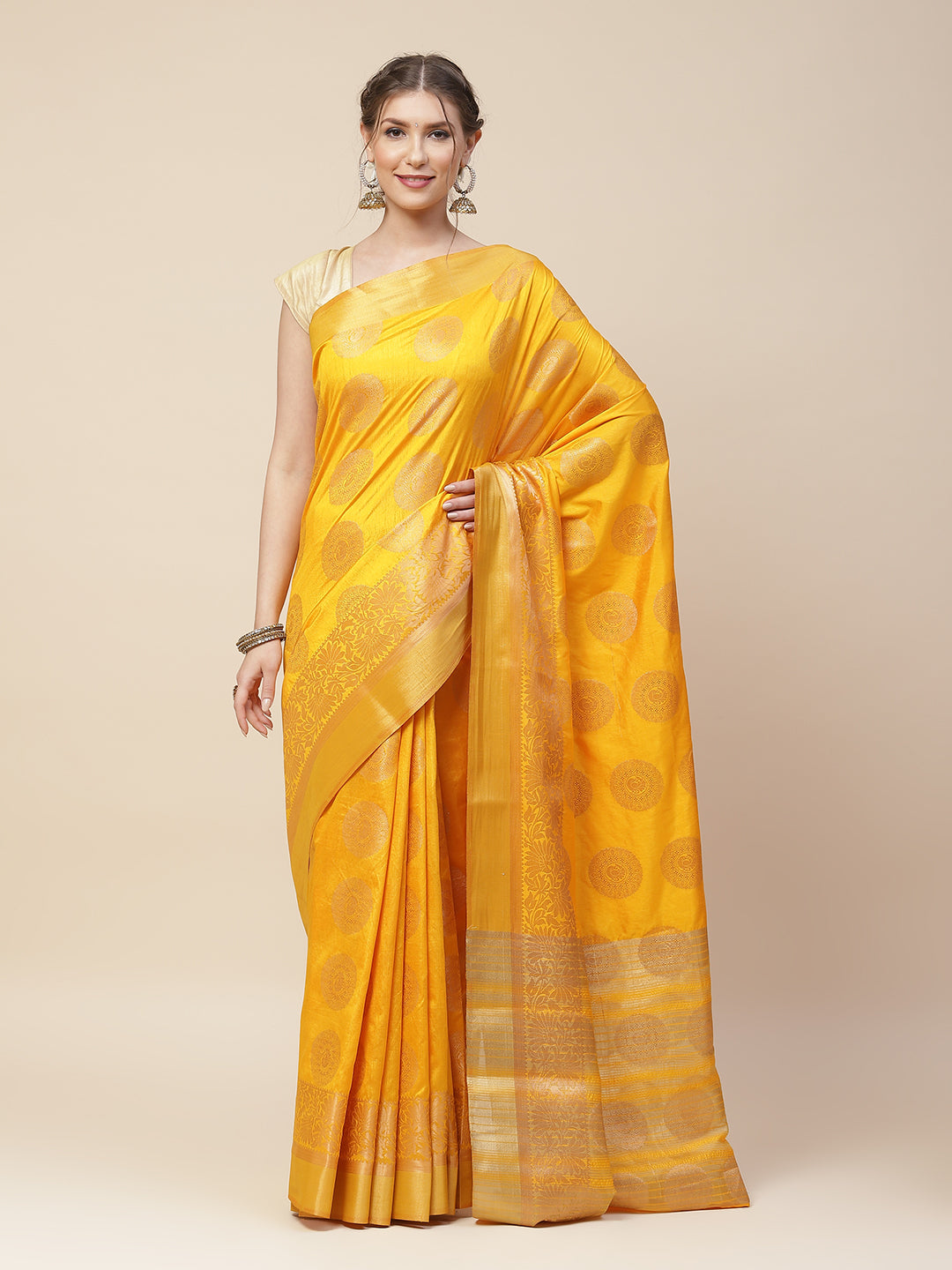 Zari Border Booti Art Handloom Woven Saree