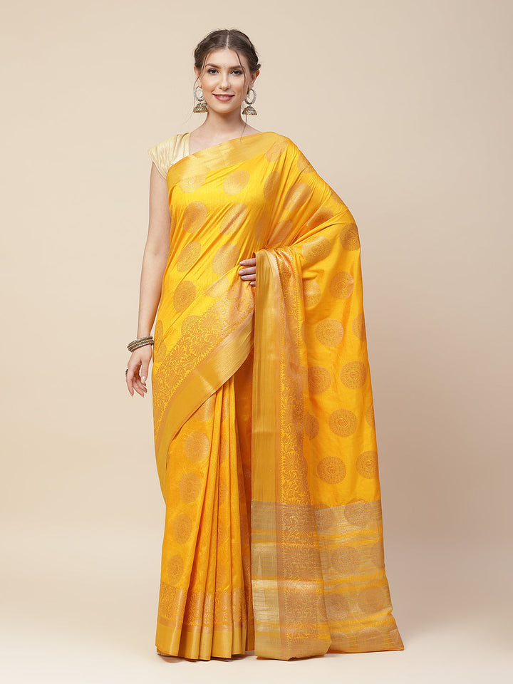Zari Border Booti Art Handloom Woven Saree