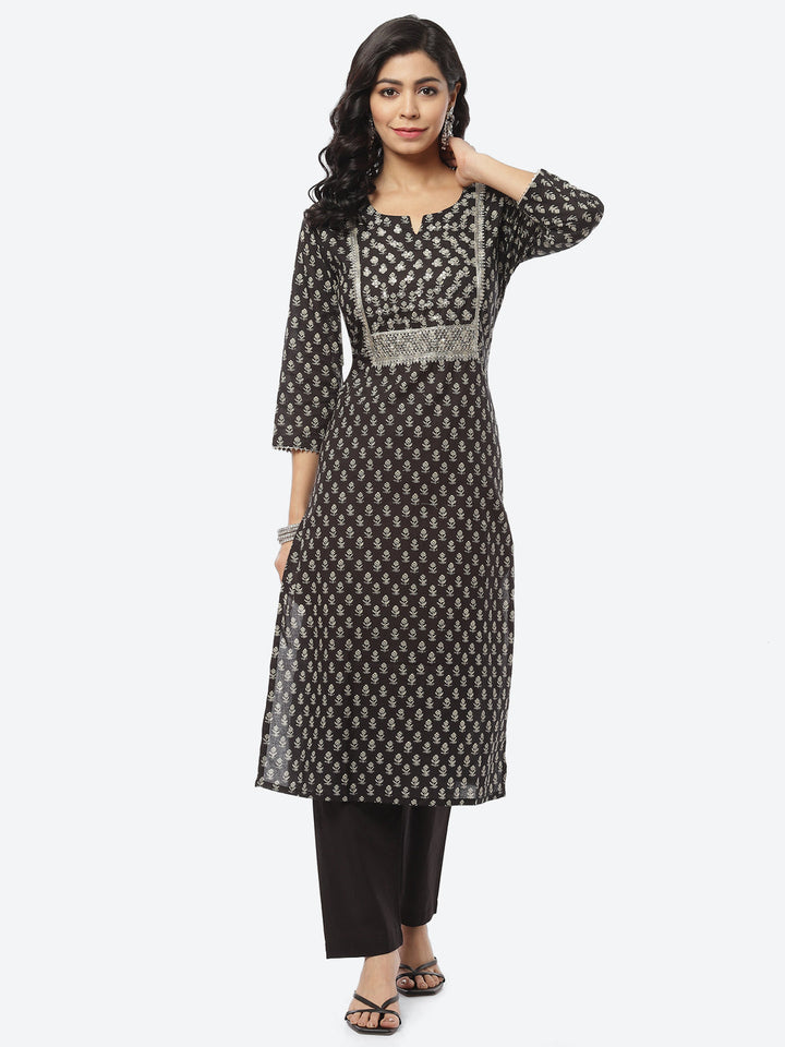 Printed Zari Neck Cotton Kurti With Pant
