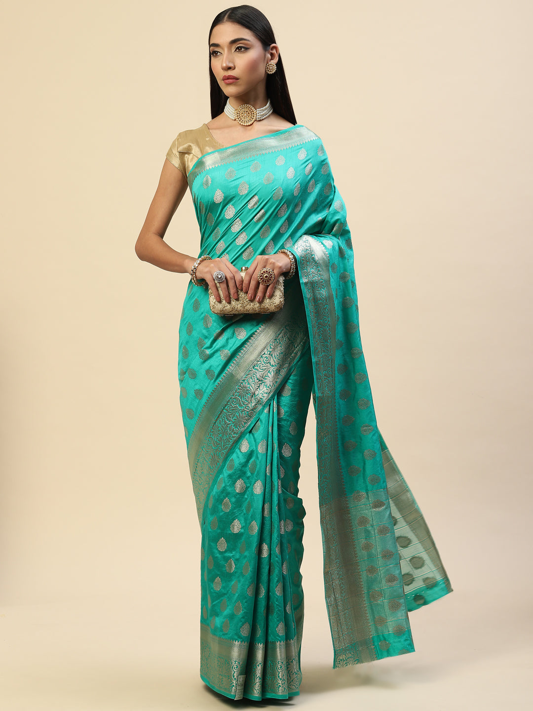 Zari Border Booti Handloom Woven Saree