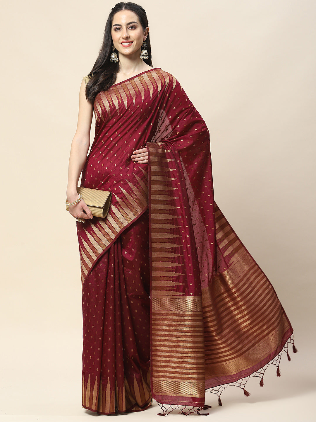 Zari Border Booti Woven Handloom Saree