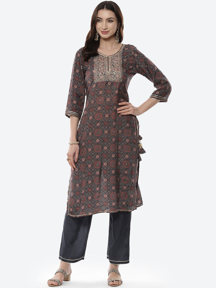 Block Printed Gota Patti Cotton Kurti With Pant