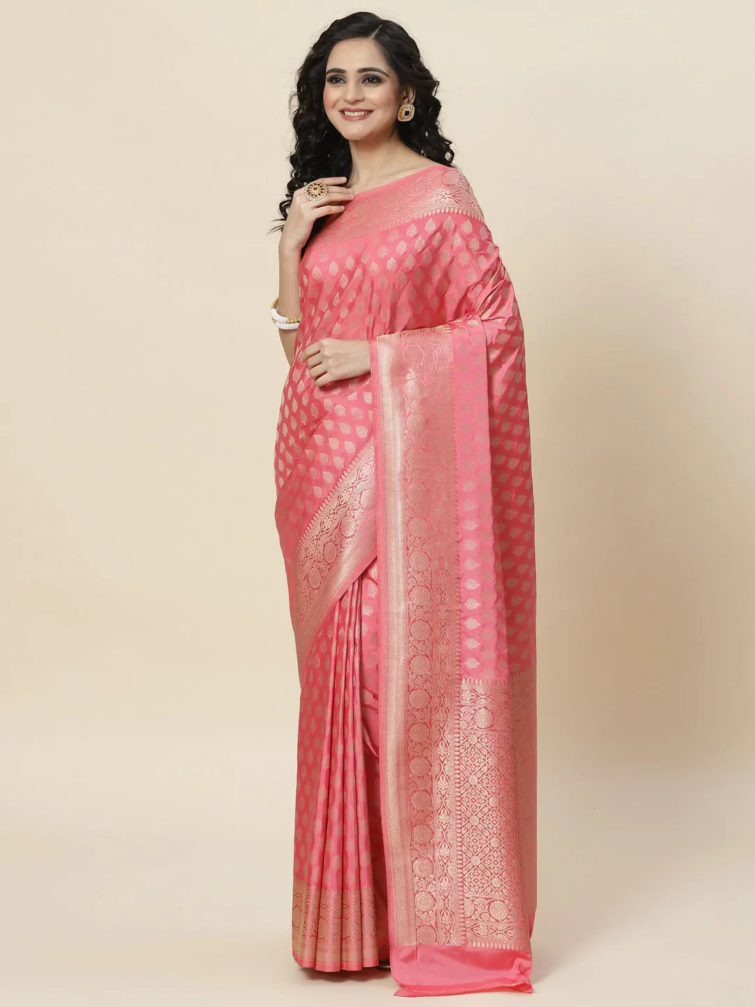 Zari Booti Handloom Woven Saree