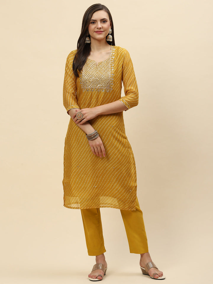 Mirror Embroidered &amp; Lehriya Chanderi Kurta With Pants