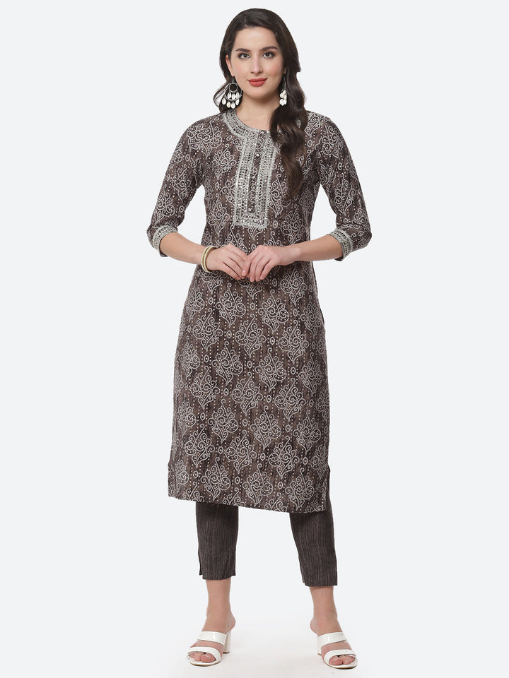 Bandhani Printed Zari Neck Cotton Kurti With Pant