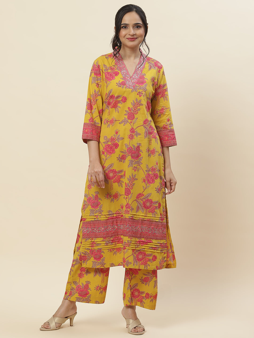Floral Printed Cotton Kurta With Pants