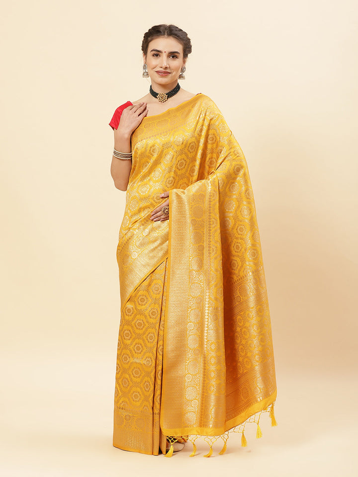 Bandhez Art Handloom Saree with Zari Border