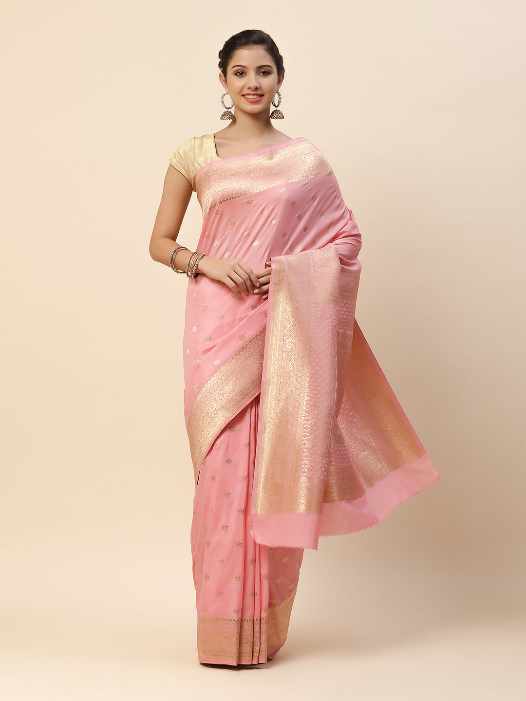 Zari Border Booti Art Handloom Woven Saree