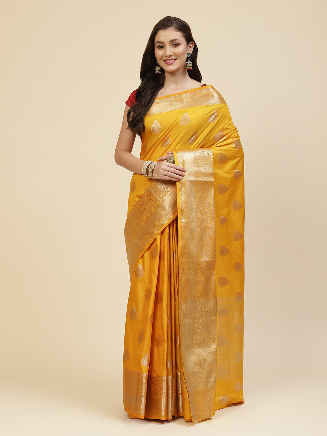 Zari Border Booti Handloom Woven Saree