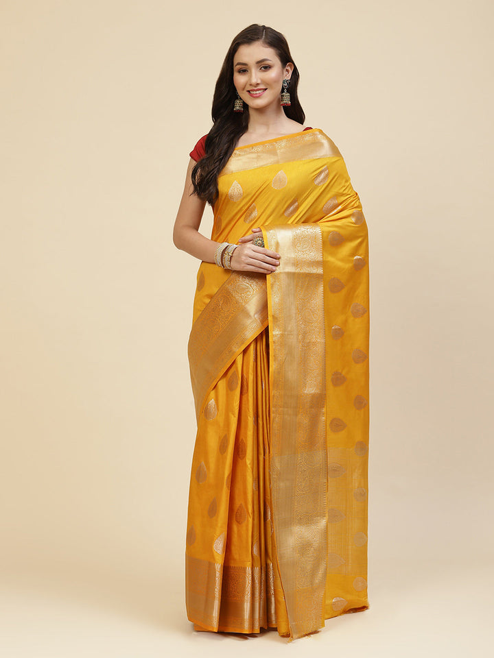 Zari Border Booti Handloom Woven Saree