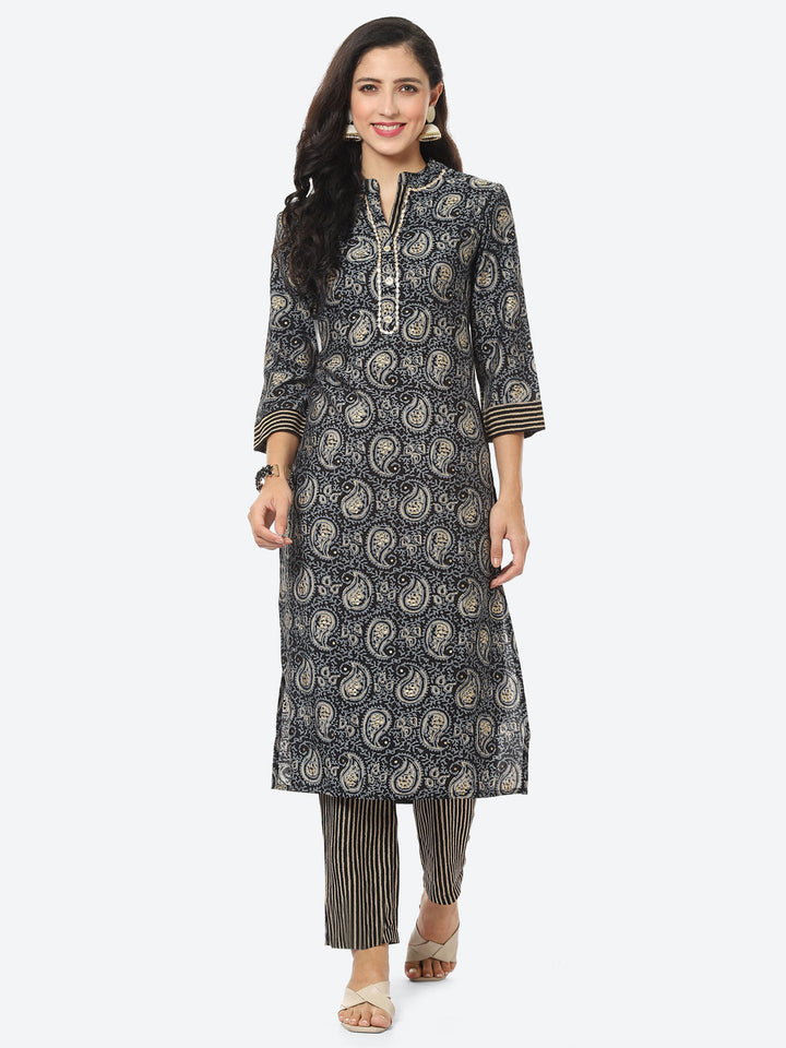 Paisley Printed Muslin Kurti With Pant