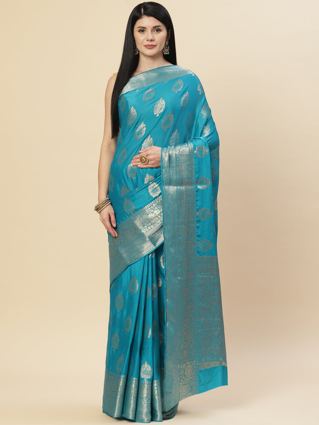 Zari Booti Crepe Plain Saree