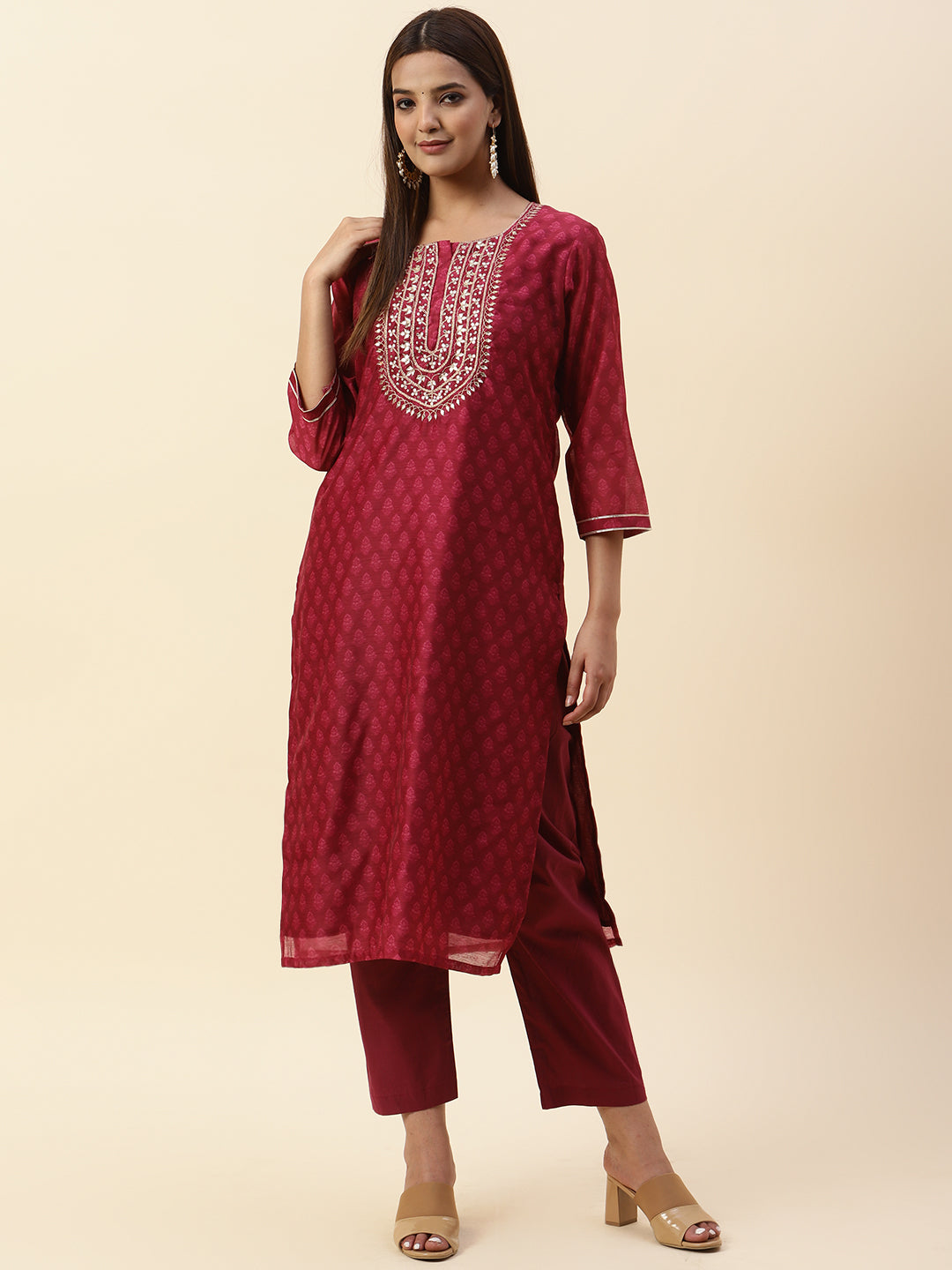 Printed &amp; Neck Embroidered Chanderi Kurta With Pants