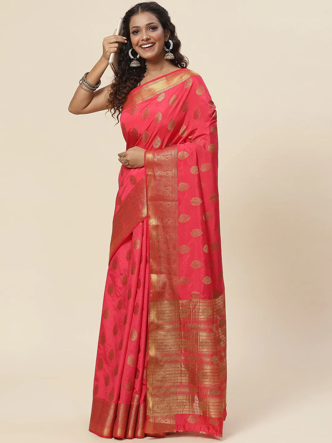 Zari Border Booti Handloom Woven Saree
