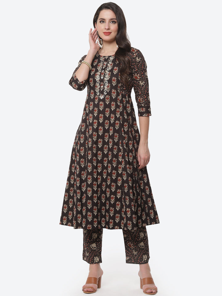 Printed Anarkali Gota Work Cotton Kurti With Pant