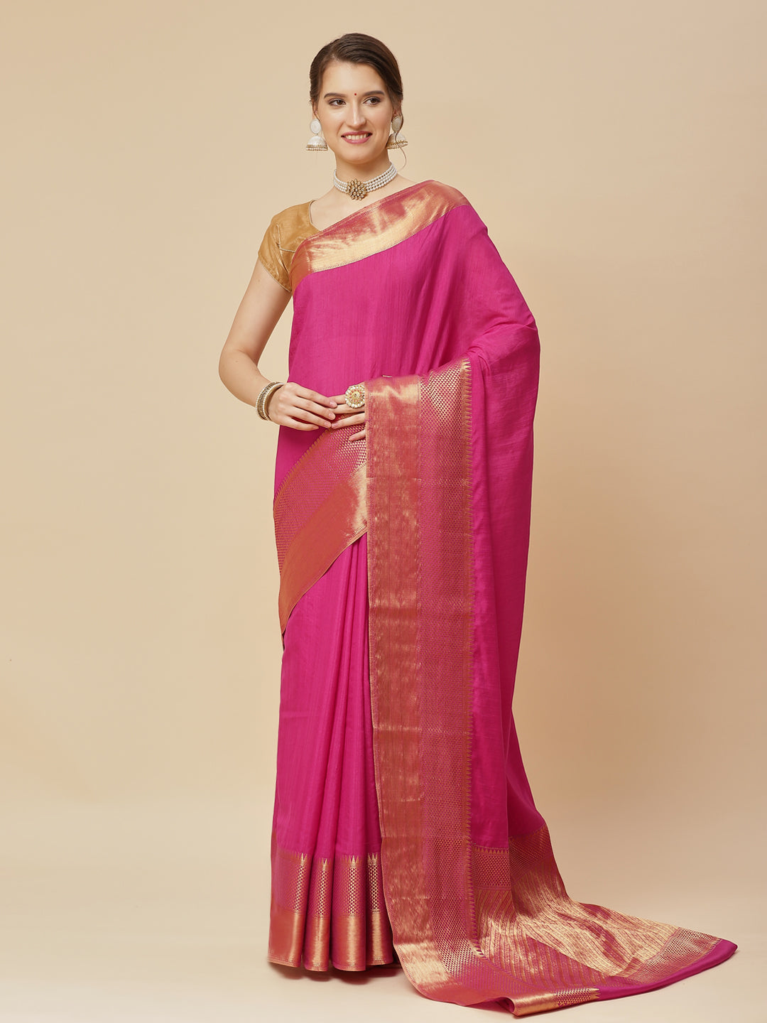 Plain Zari Border Art Handloom Woven Saree