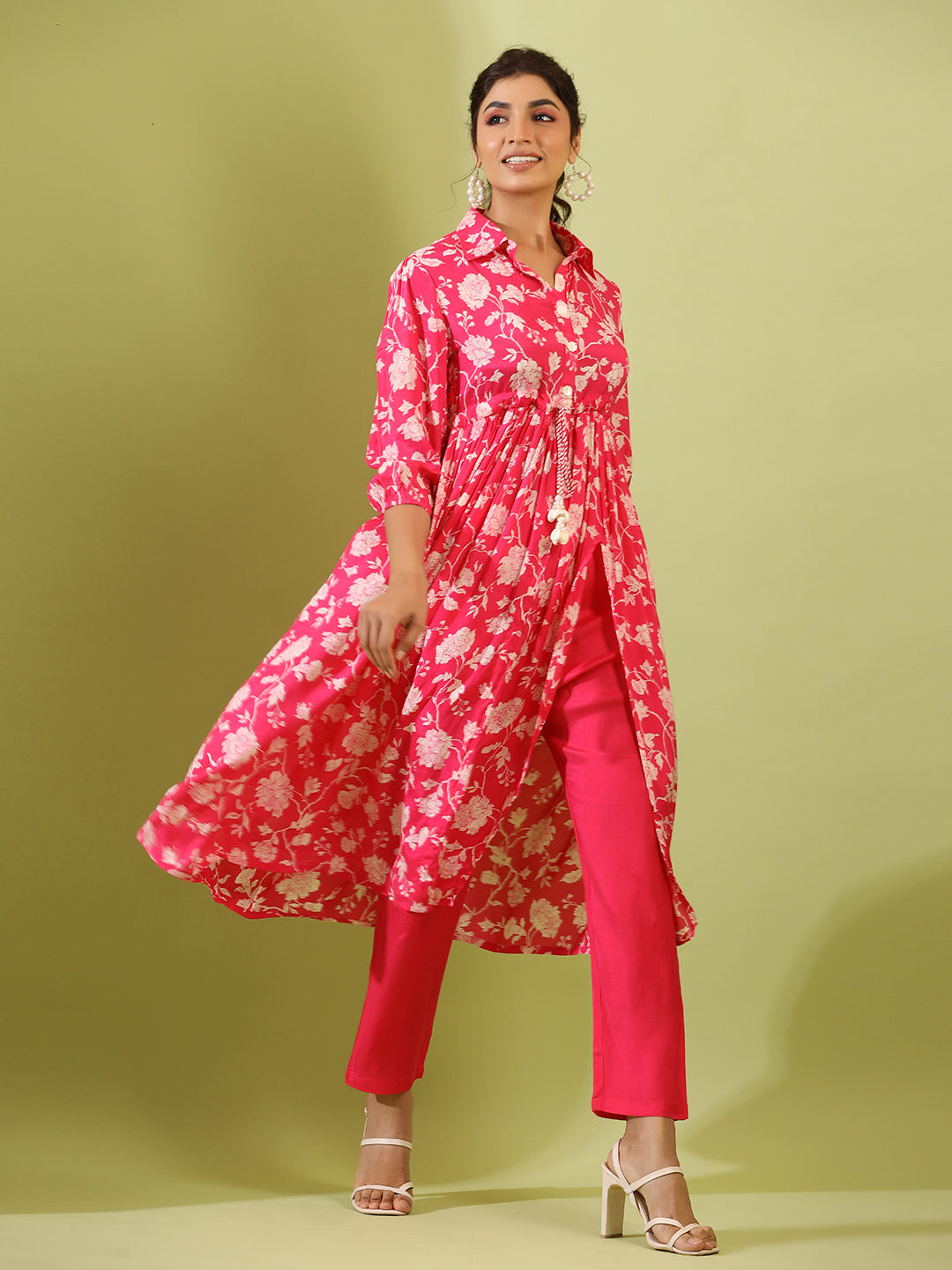 Floral Printed Muslin Kurta With Pants