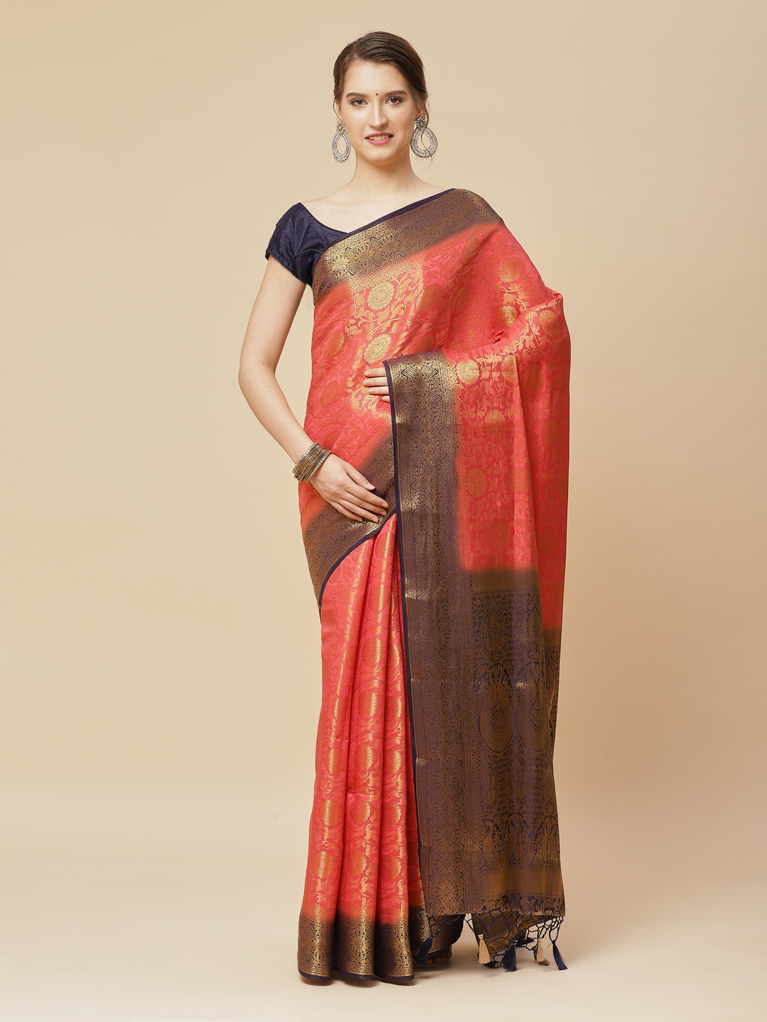 Zari Jaal Art Handloom Woven Saree