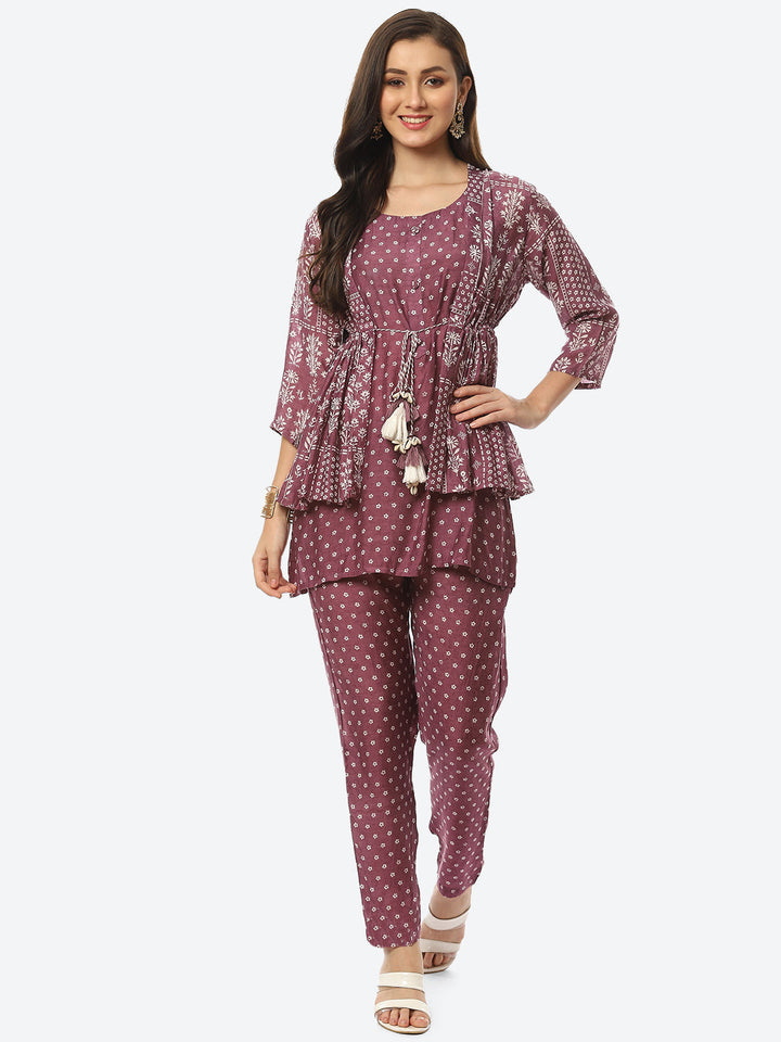 Floral Printed Muslin Kurti With Pant &amp; Jacket