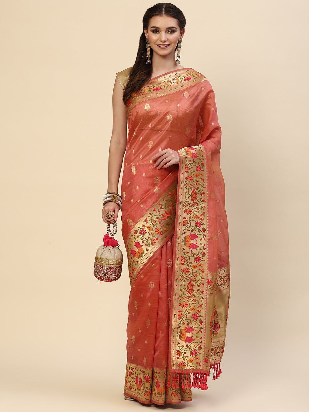 Zari Border Booti Handloom Woven Saree