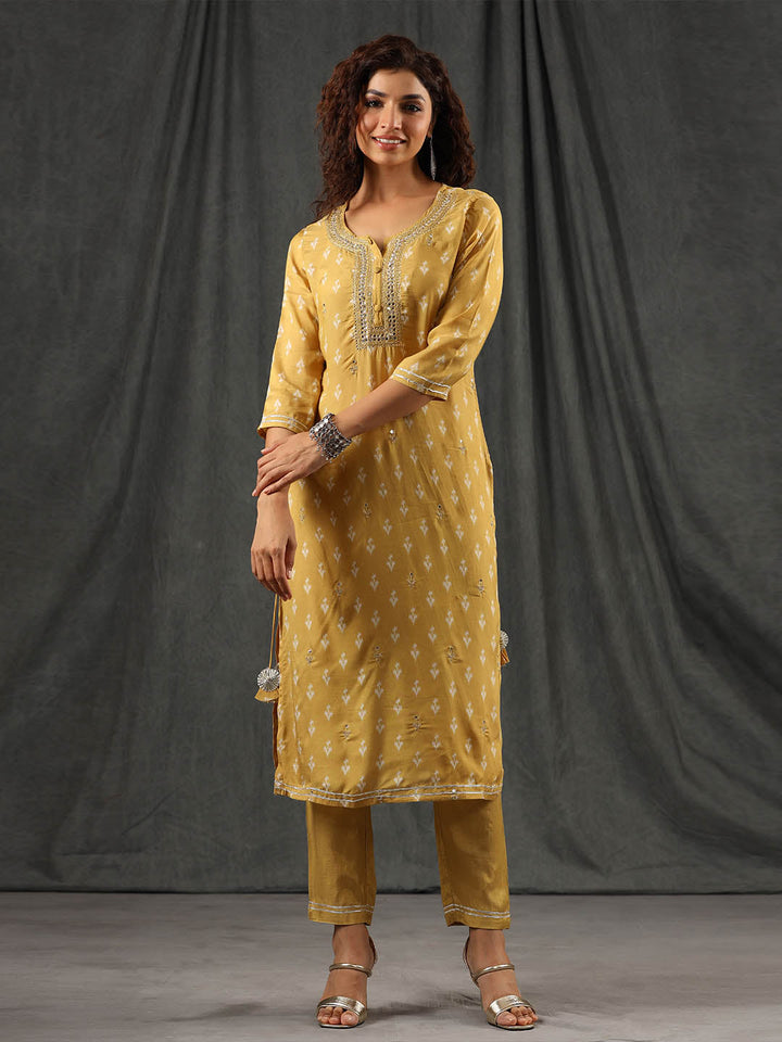 Printed Muslin Kurta With Pants