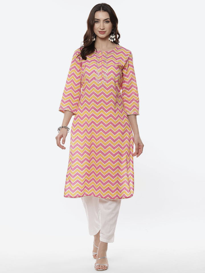 Leheriya Printed Neck Zari Cotton Kurti With Pant