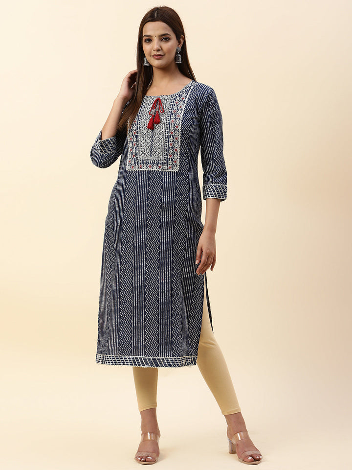 Printed &amp; Neck Embroidered Cotton Kurta