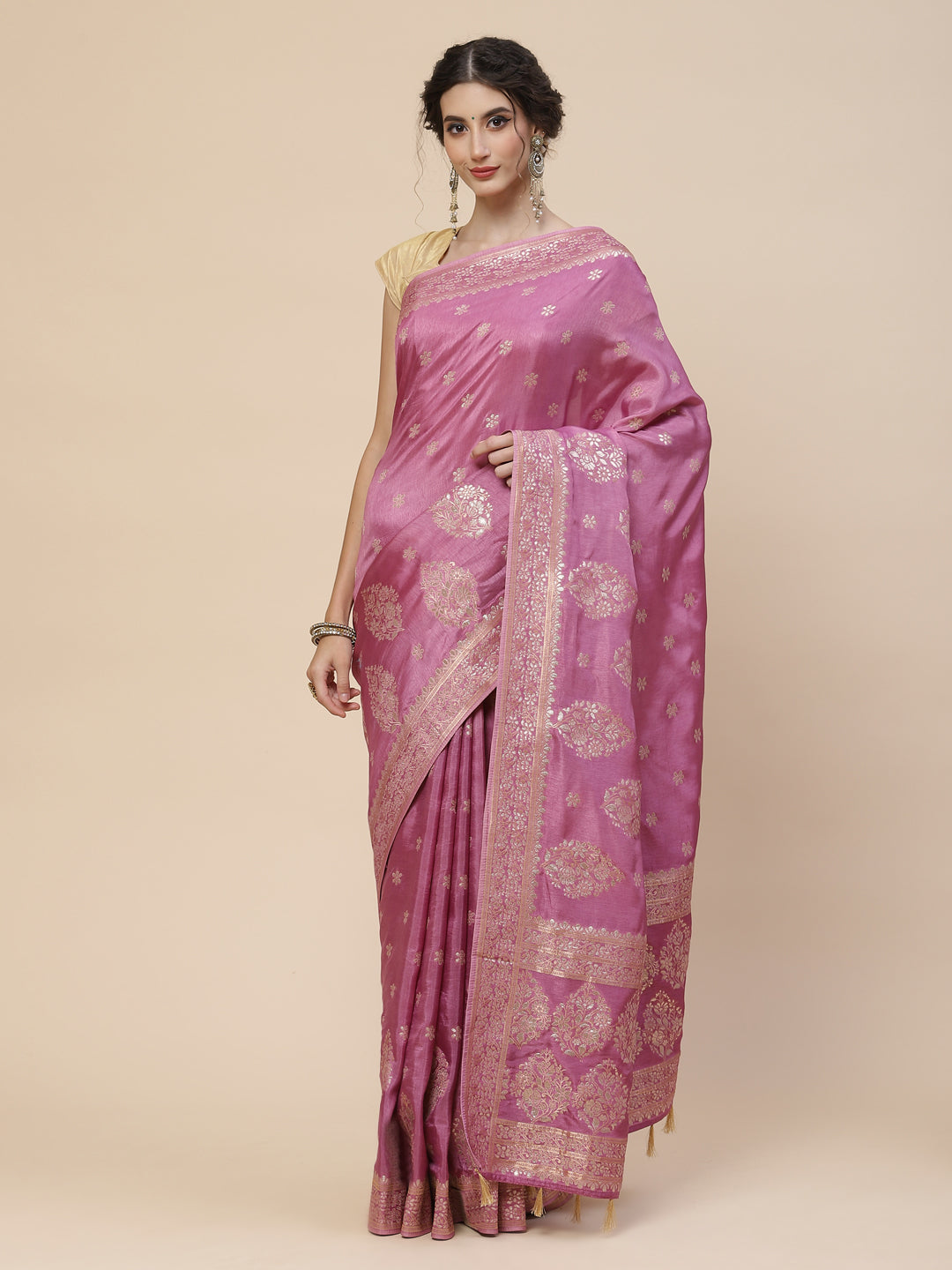 Zari Border Booti Banarasi Woven Saree
