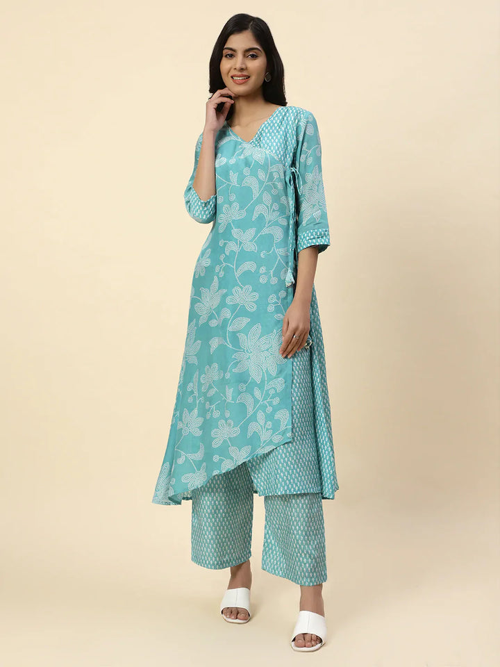 Floral Printed Muslin Kurta With Pants
