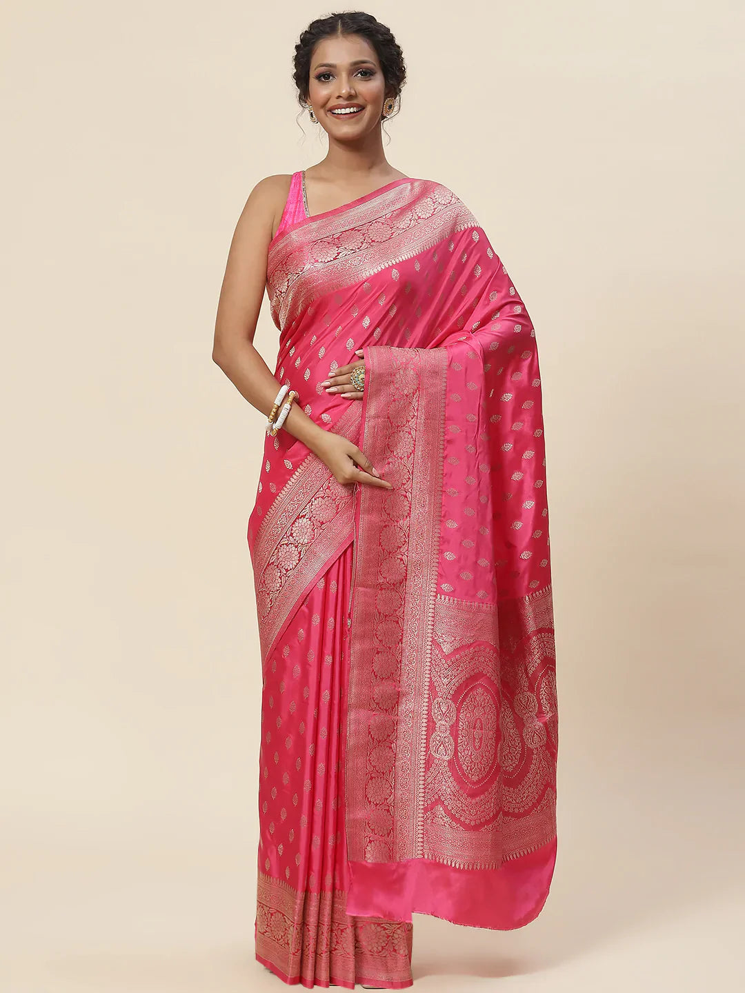 Zari Booti Handloom Woven Saree