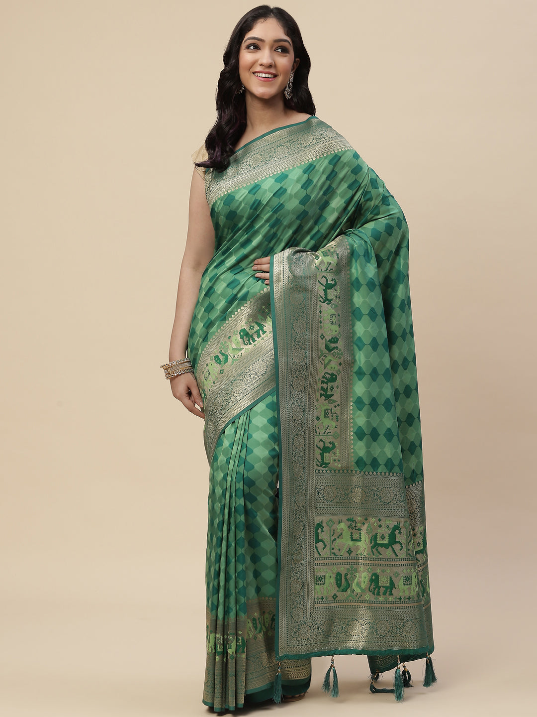 Zari Border Handloom Woven Saree