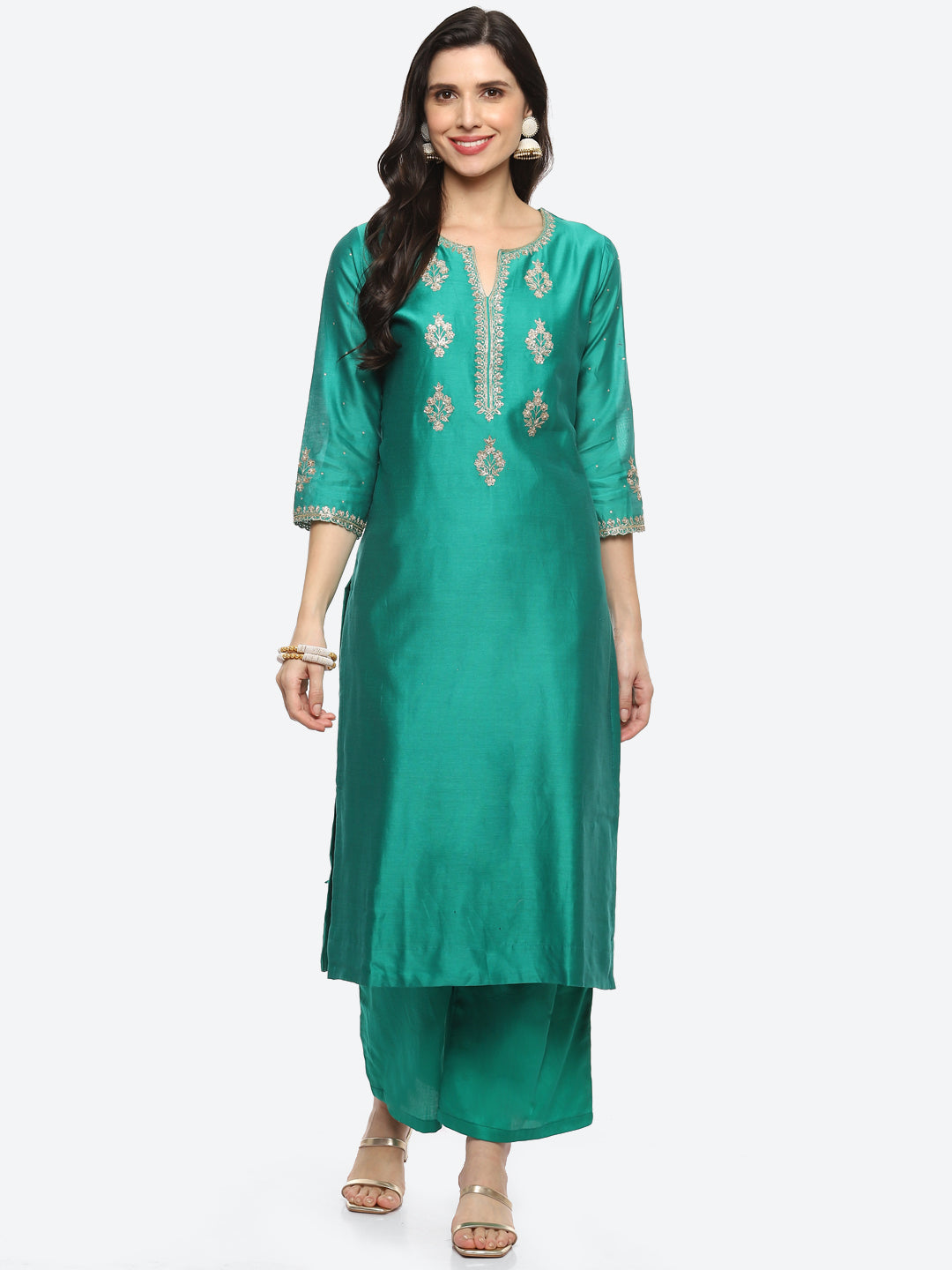 Neck Embroidered Booti Handloom Kurta With Pant