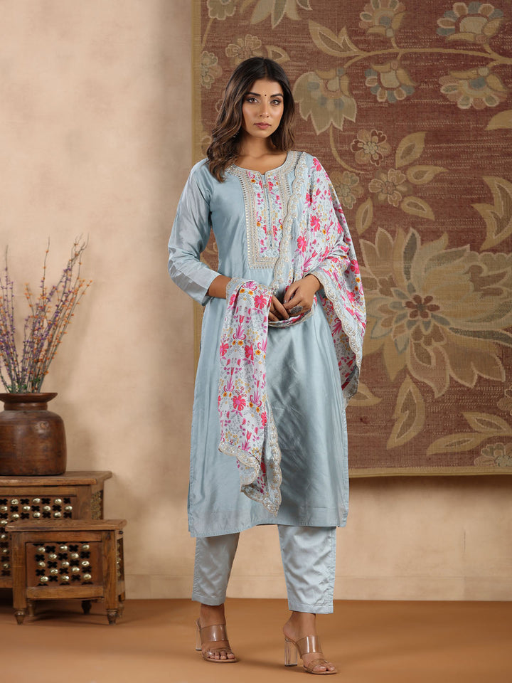 Neck Embroidered Chanderi Kurta With Pants &amp; Dupatta