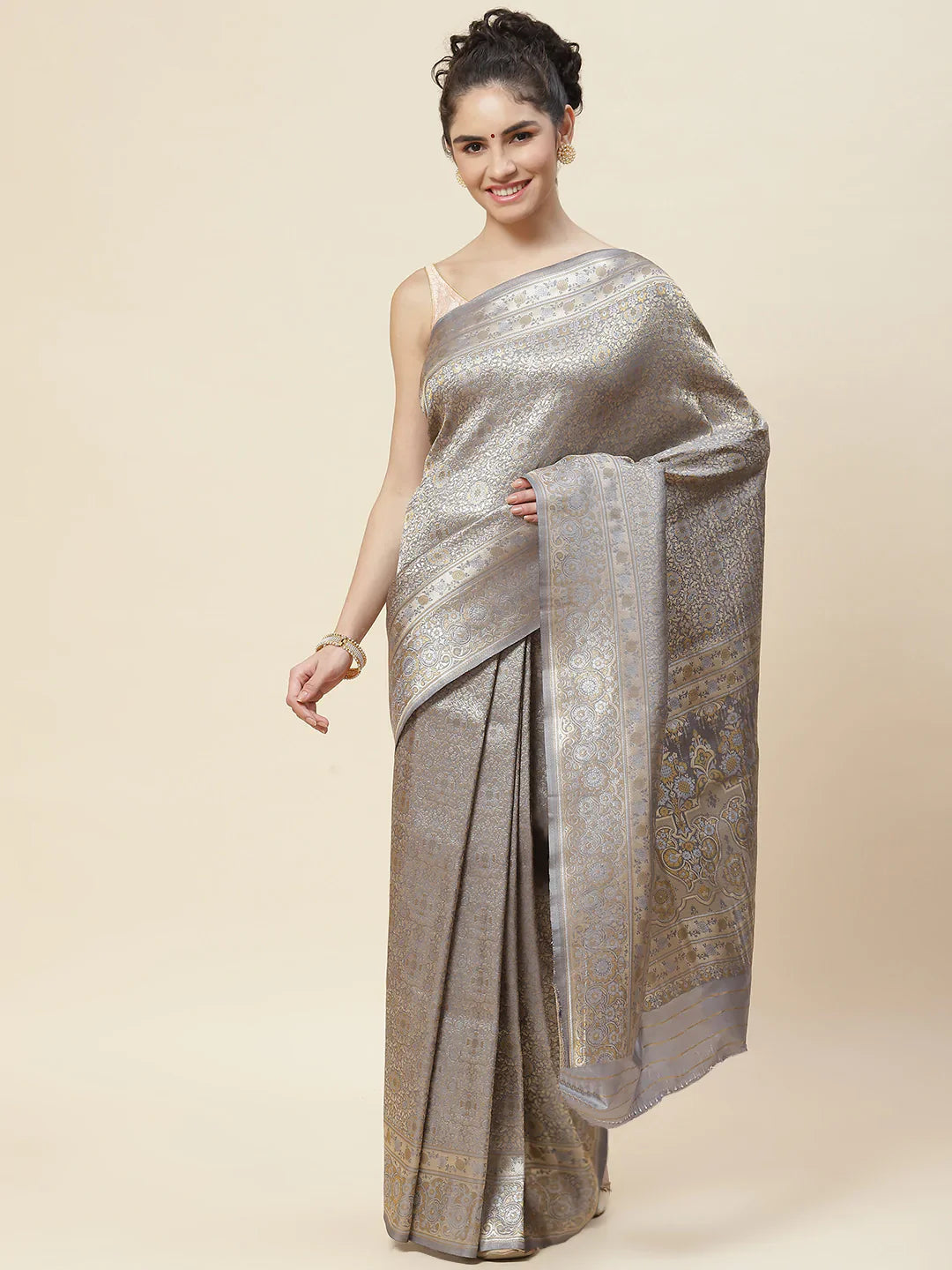 Zari Jaal Handloom Woven Saree