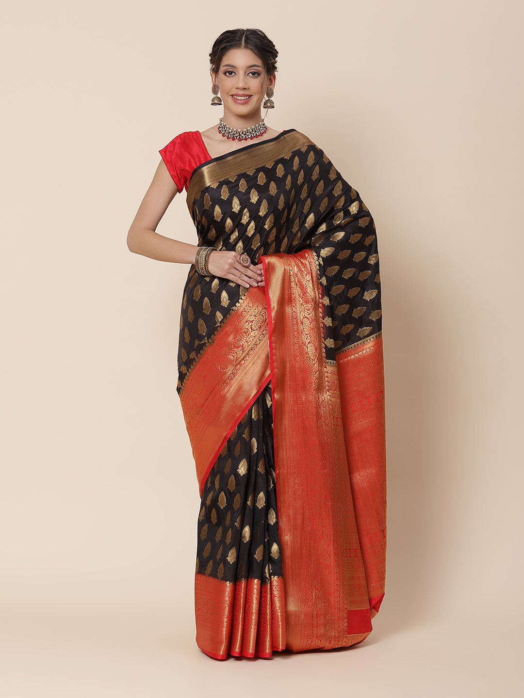 Zari Border Booti Work Art Handloom Woven Saree