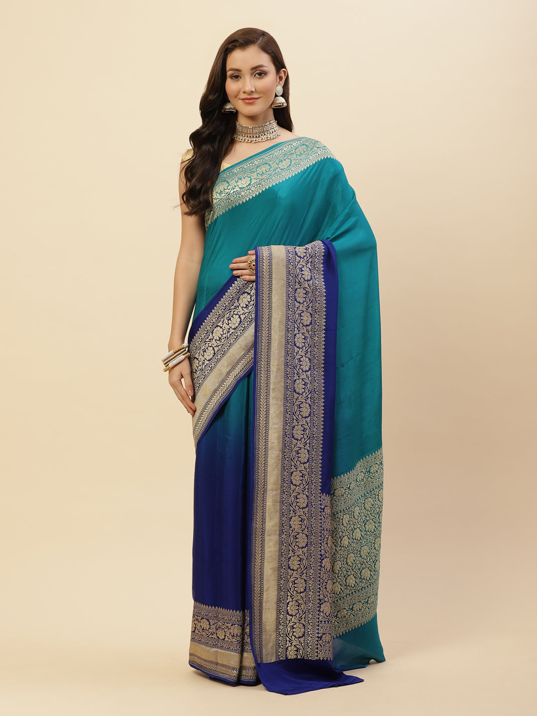 Plain Zari Border Crepe Woven Saree