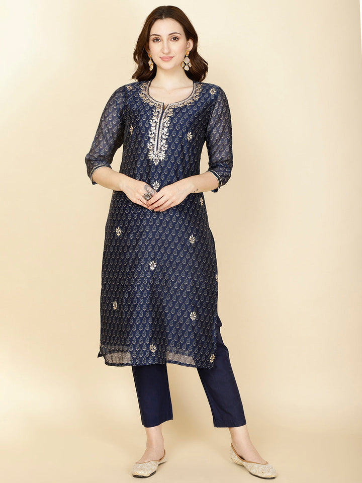 Floral Printed Chanderi Kurta With Pants