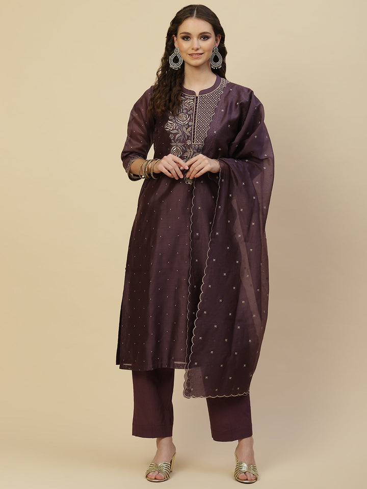 Resham Neck Embroidered Chanderi Kurta With Pants &amp; Dupatta