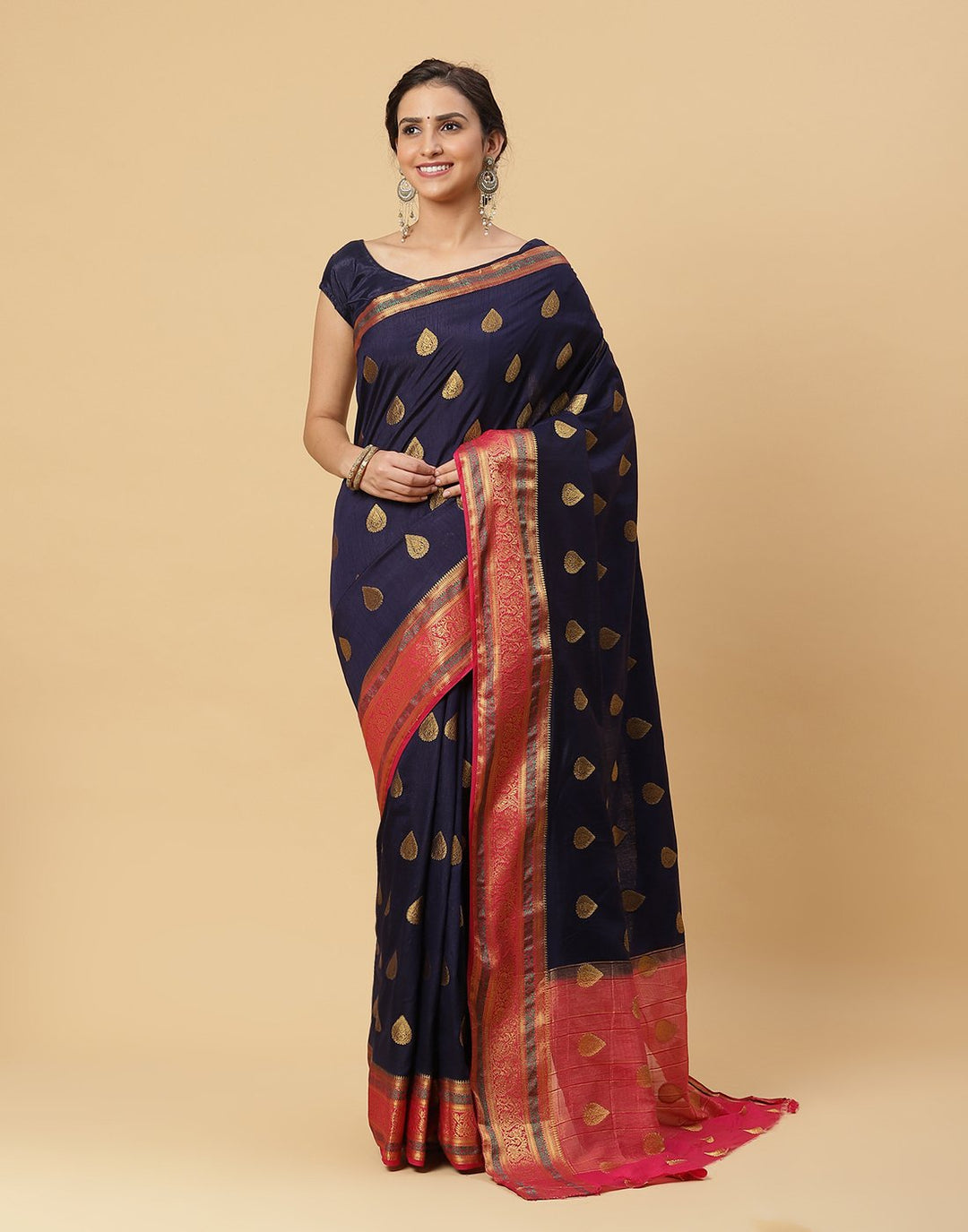Woven Art Handloom Saree With Zari Booti Border