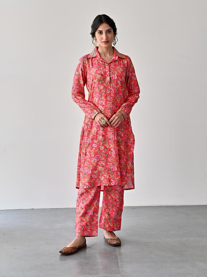 Floral Printed Collar Neck Muslin Kurta With Pants